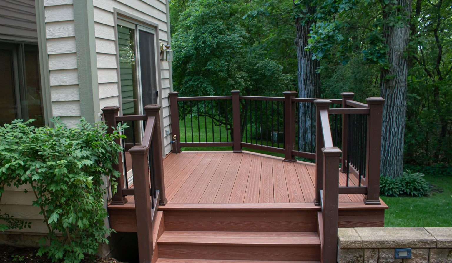 Apex Decking Usa - Explore Composite Decking That Offer Versatile 